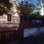 Cozy αγιοσ λαυρεντιοσ πηλιου Agios Lavrentios