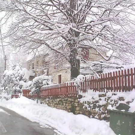 Cozy αγιοσ λαυρεντιοσ πηλιου Agios Lavrentios