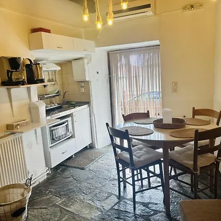 Cozy αγιοσ λαυρεντιοσ πηλιου بيت للعطل *