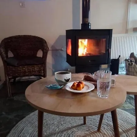 Cozy αγιοσ λαυρεντιοσ πηλιου Case de vacanță *